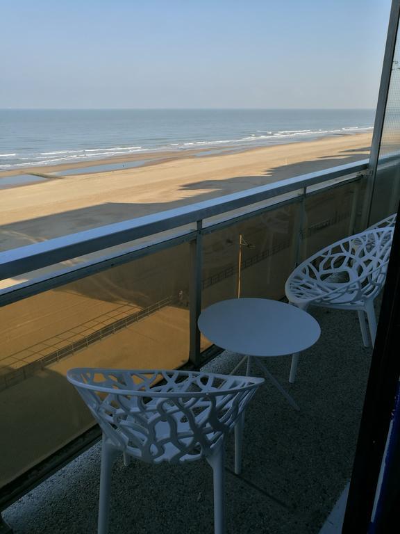 Bed And Beach Middelkerke Hotel ภายนอก รูปภาพ